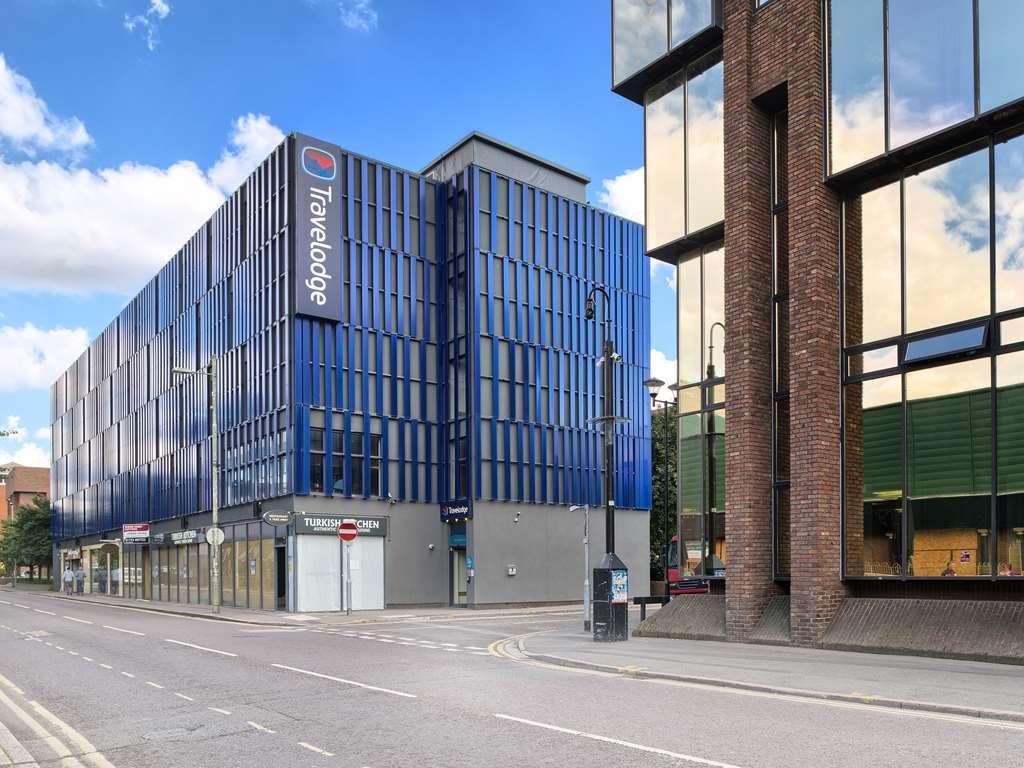 Travelodge Peterborough Central Exteriör bild