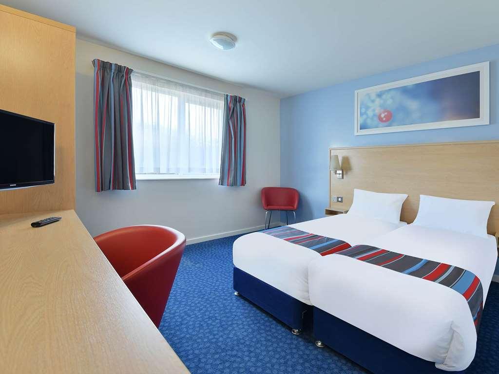Travelodge Peterborough Central Rum bild