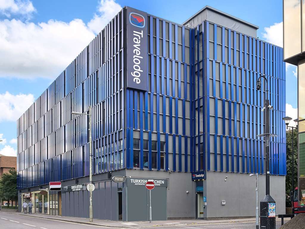 Travelodge Peterborough Central Exteriör bild