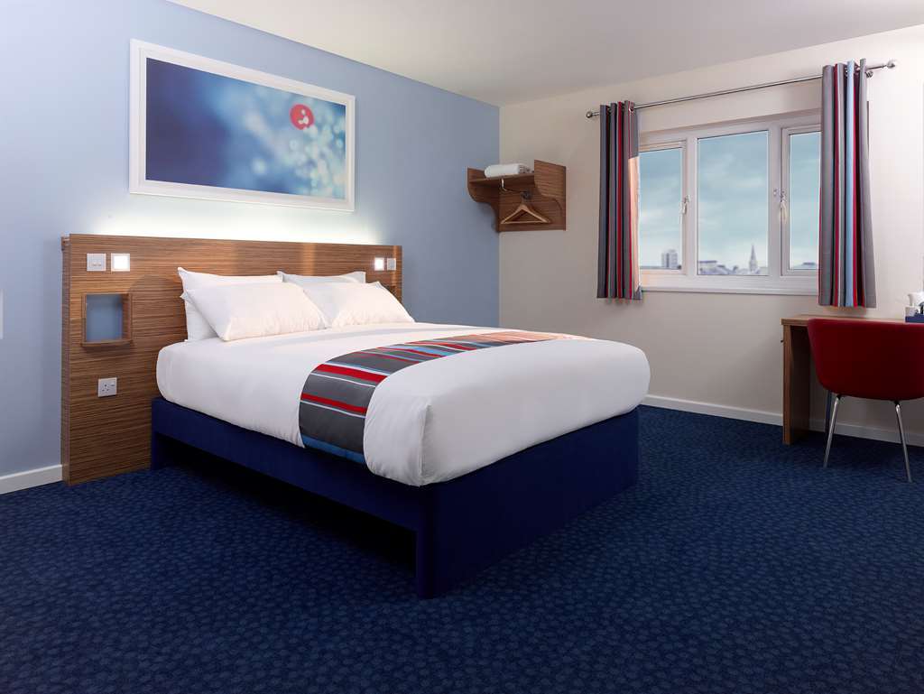 Travelodge Peterborough Central Rum bild