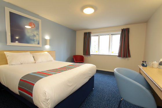 Travelodge Peterborough Central Rum bild